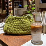 Load image into Gallery viewer, ELARA WOVEN SHOULDER BAG
