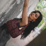 Load image into Gallery viewer, REGINA - Vintage Shoulder Bag
