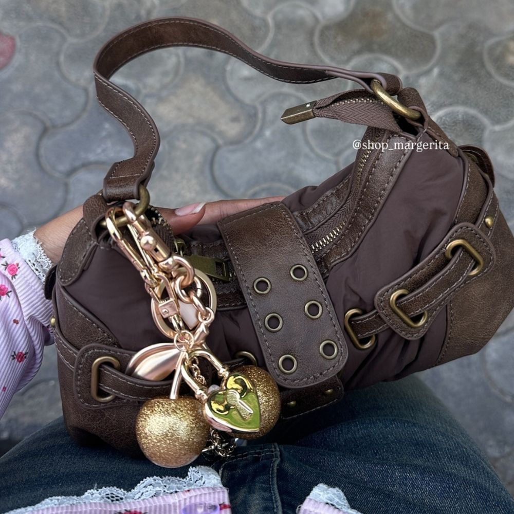 Retrocia - Vintage Buckle Shoulder Bag