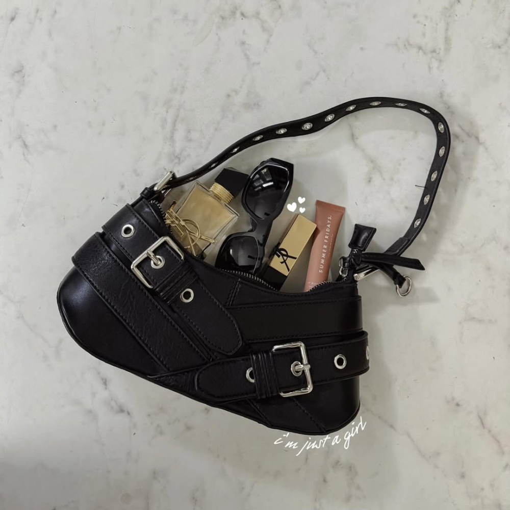 LEXI BUCKLE SHOULDER BAG